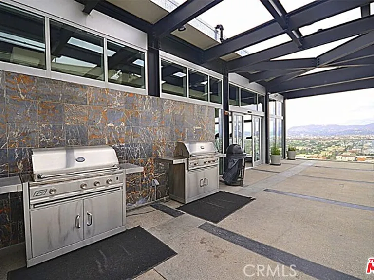 3810 Wilshire Blvd #1012 — Photo 20