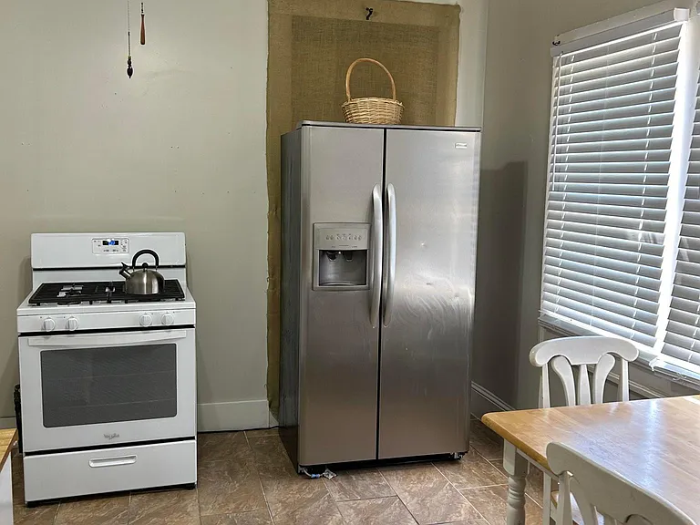 Kitchen appliances