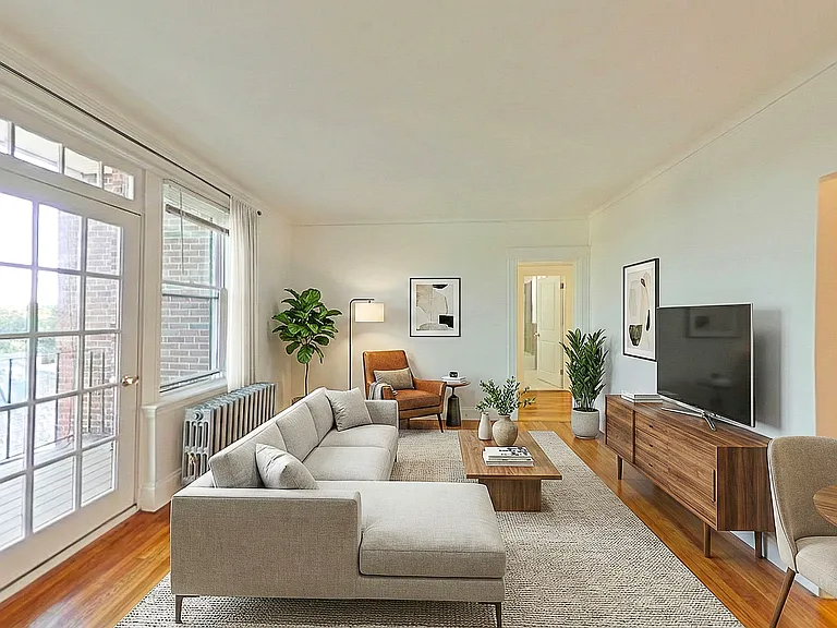 2031 Commonwealth Ave #16 — Photo 8