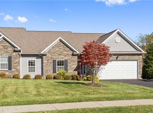 626 Whispering Pines Dr, Gibsonia, PA 15044