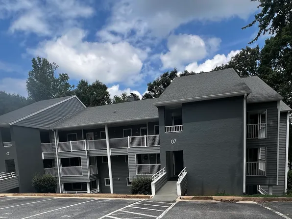 707 Northlake Dr, Anderson, SC 29625