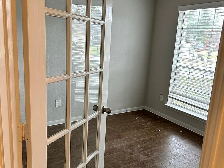 831 Levi Bnd — Photo 30