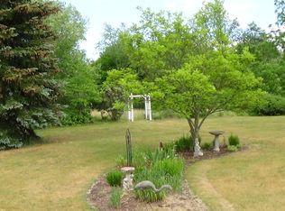 5270 Davis Rd, Norton Shores, MI 49441