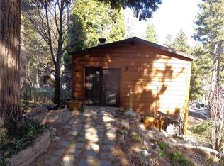 22970 Redwood Way, Crestline, CA 92325