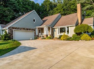 6391 Field Valley Ln, Fairview, PA 16415