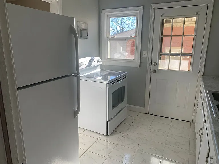 1425 Kimberly Rd — Photo 9