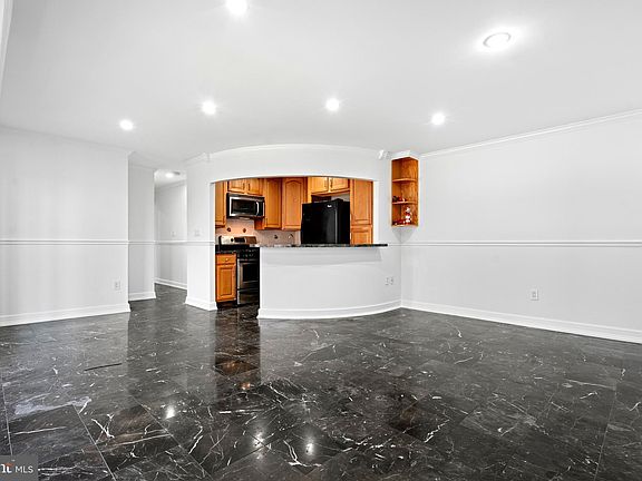 5th image of 7618 Savannah St Unit 18/203