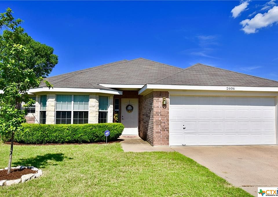 1st image of 2606 Curtis Dr