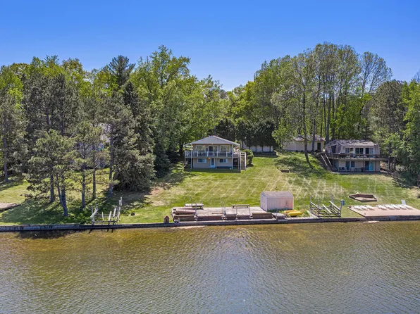 8086 W Lumberjack Dr, Mears, MI 49436