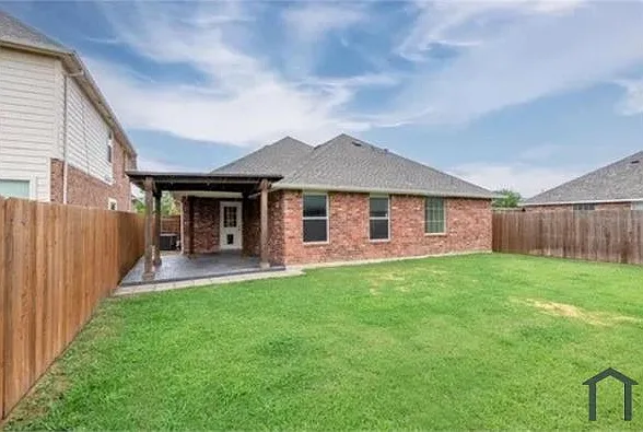 1012 Raleigh Path Rd — Photo 3