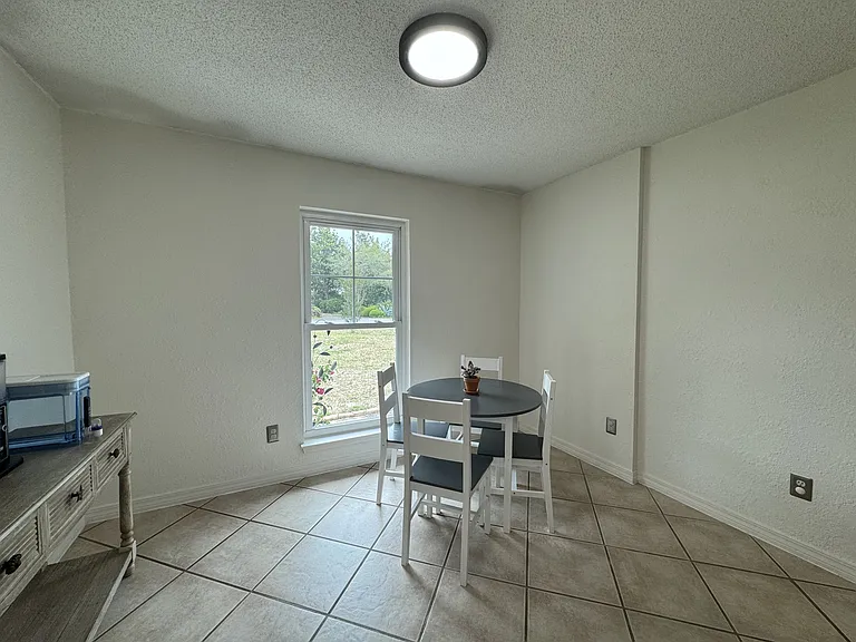 220 Wynnehaven Beach Rd — Photo 10