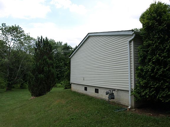 3rd image of 212 Spruce St Lot 191