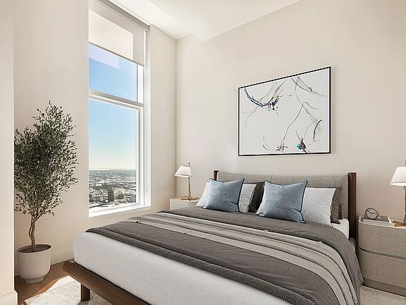 3rd image of 23-15 44th Dr #Penthouse 3g