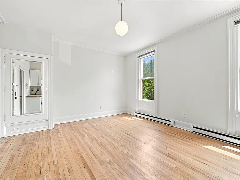 2107 Green St #2FF — Photo 9