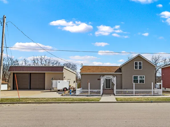 1716 Kilbourn Avenue, Tomah, WI 54660