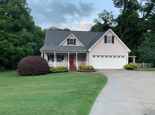 5355 Vickery St, Lavonia, GA 30553
