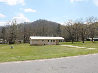 5330 Ela Rd, Bryson City, NC 28713