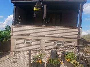 2403 Leticoe St, Pittsburgh, PA 15203