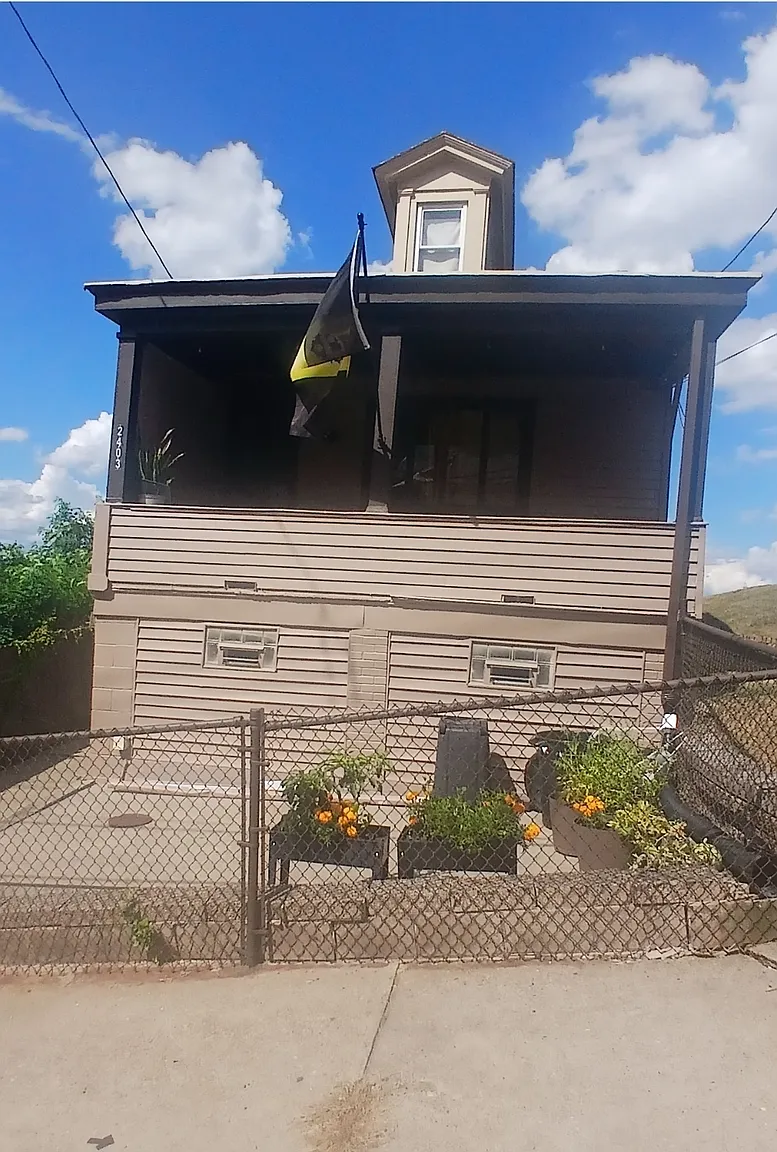 2403 Leticoe St photo 1