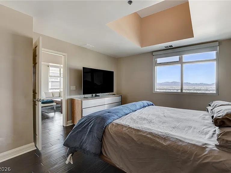 150 Las Vegas Blvd #1205 — Photo 17
