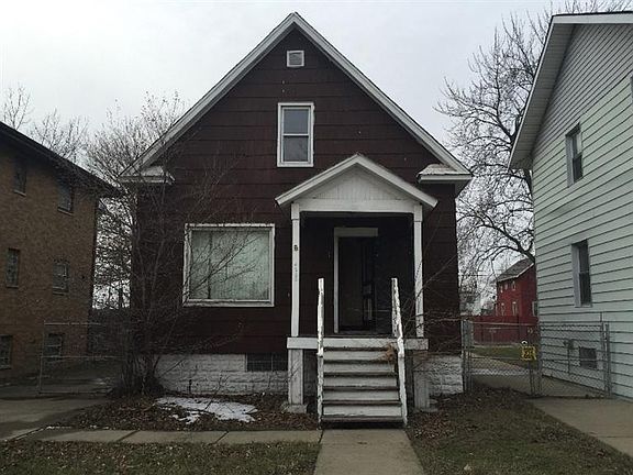 2nd image of 4230 Drummond St