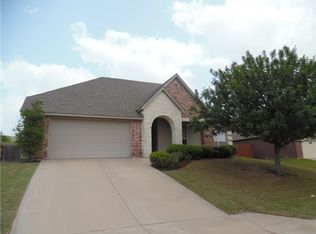 141 Redbud Ln, Weatherford, TX 76086