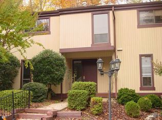 10192 Iron Mill Rd, North Chesterfield, VA 23235