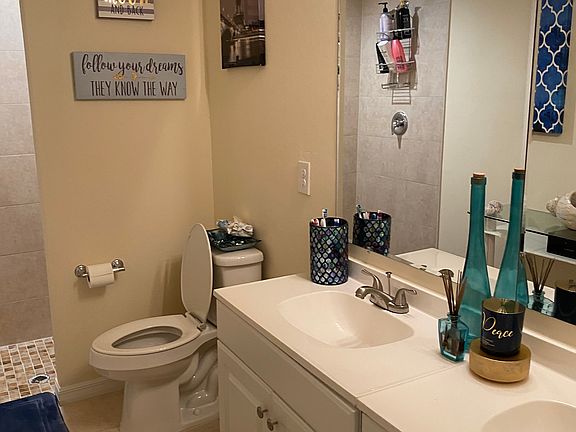 5th image of 503 SE 5th Ave #503