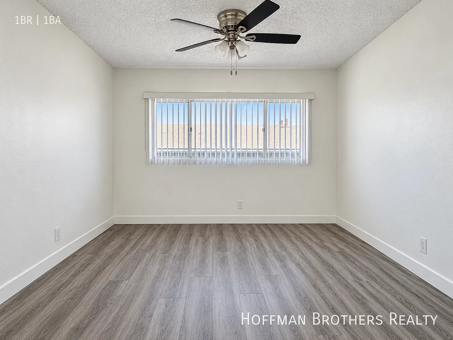 1,645 Off** Top-Floor 1BR with Stainless Steel Appliances, Updated Kitchen & Secured Entry! — Photo 4