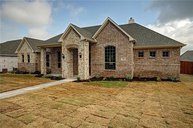 1st image of 32 Shadydale Ln