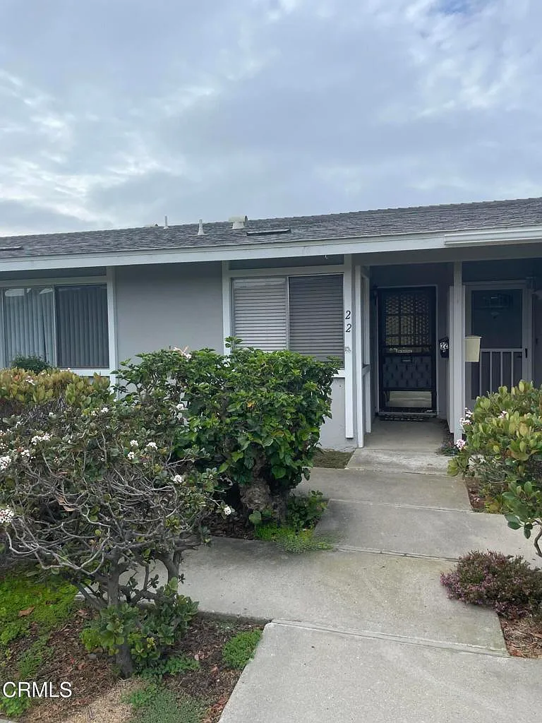 2 bed, 1.0 bath, 784 sqft, $2,500 — Photo 1
