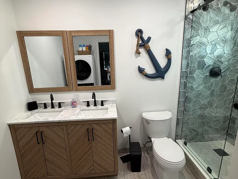 370 Wilma Cir #6 — Photo 12