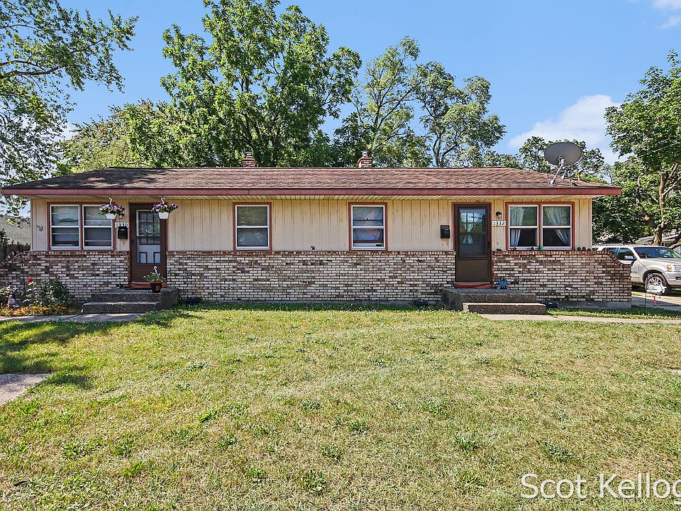 1st image of 1330-1332 36th St SW