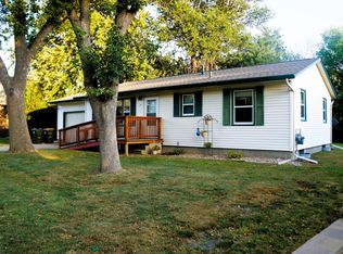 213 12th Ave NW, Waseca, MN 56093