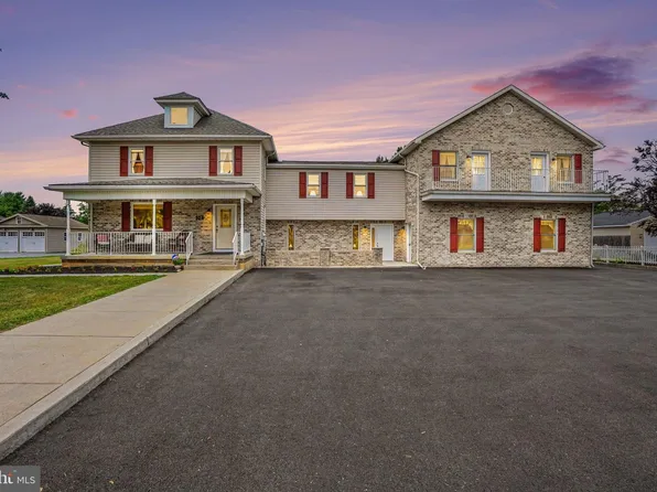 924 W Trindle Rd, Mechanicsburg, PA 17055
