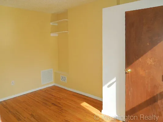 Rented by Washington Realty Corp. | media 31