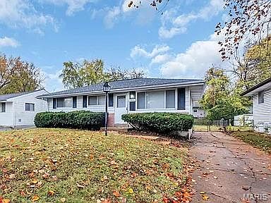 2nd image of 1224 Reale Ave