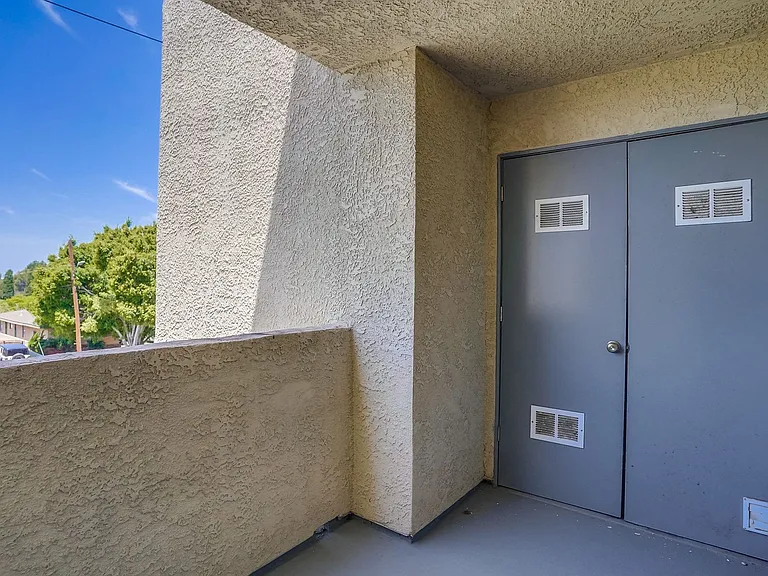 821 N. Austin Ave — Photo 25