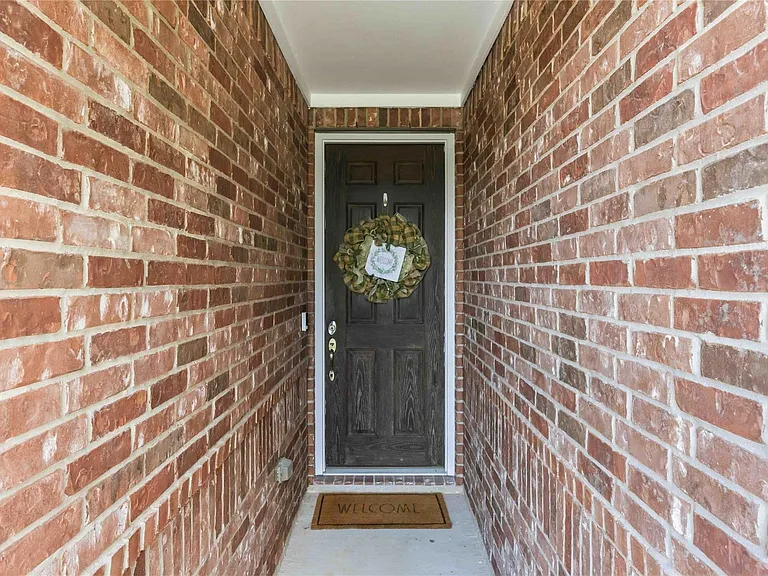 20810 Cullen Ranch Rd — Photo 3