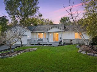 8911 Aspen Rd, Saint Bonifacius, MN 55375