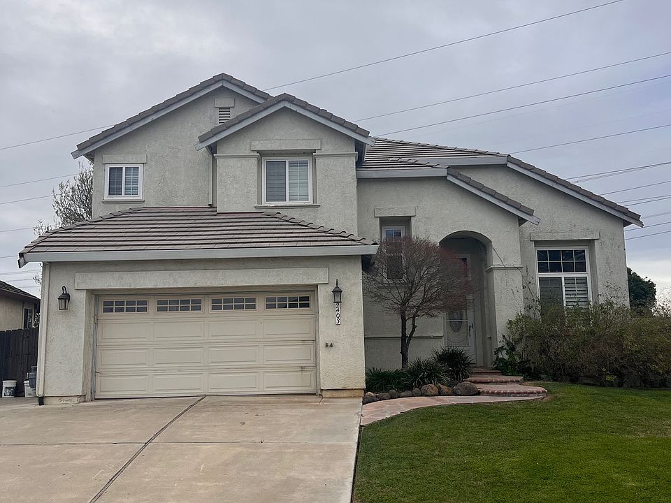 1st image of 2403 Newport Pl S