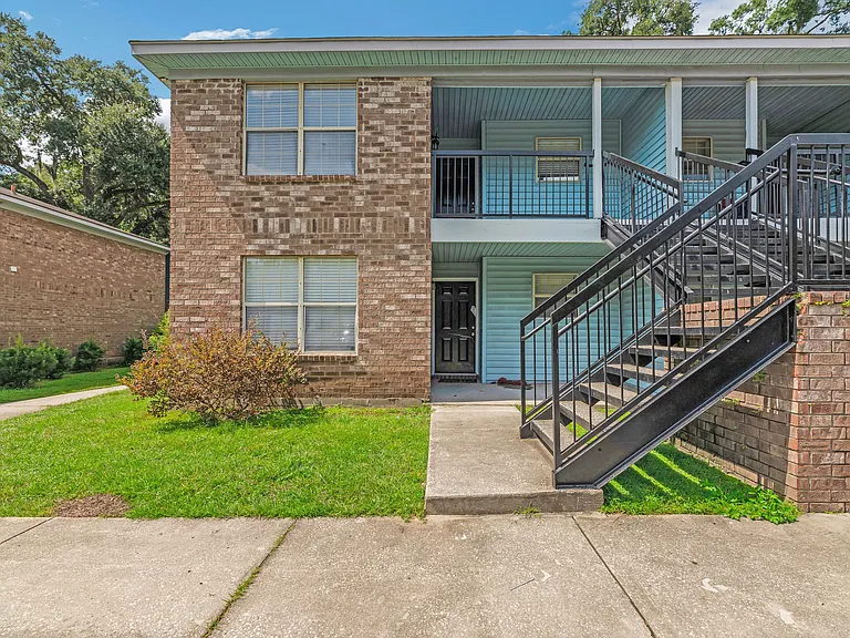 Royal Dutch Villas Apartments — Photo 11