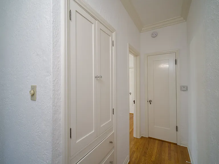 427 N Sierra Bonita Ave — Photo 14