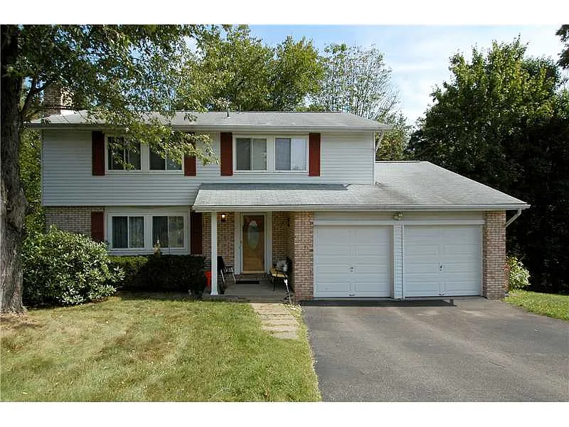 408 Albine Dr photo 1