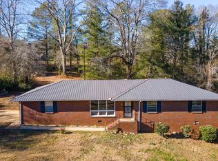 1786 Tabor Rd, Gadsden, AL 35904