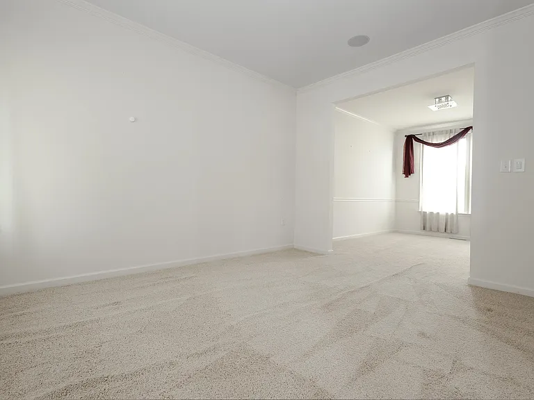 122 Blakely Rd — Photo 3