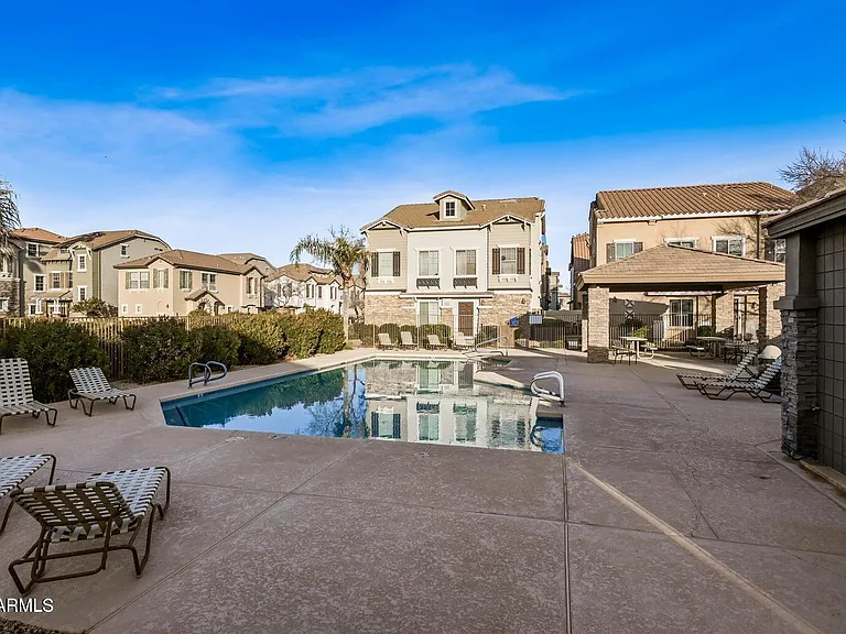 933 W Aspen Way — Photo 22