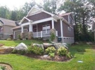 236 Shaws Creek Farm Rd, Laurel Park, NC 28739