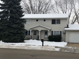 83 Tower Dr, Sun Prairie, WI 53590