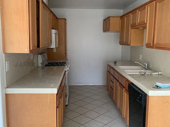 2nd image of 347 Westminster Ave #5